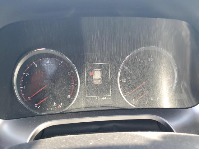 2018 TOYOTA RAV4 SE JTMNFREV9JD122962