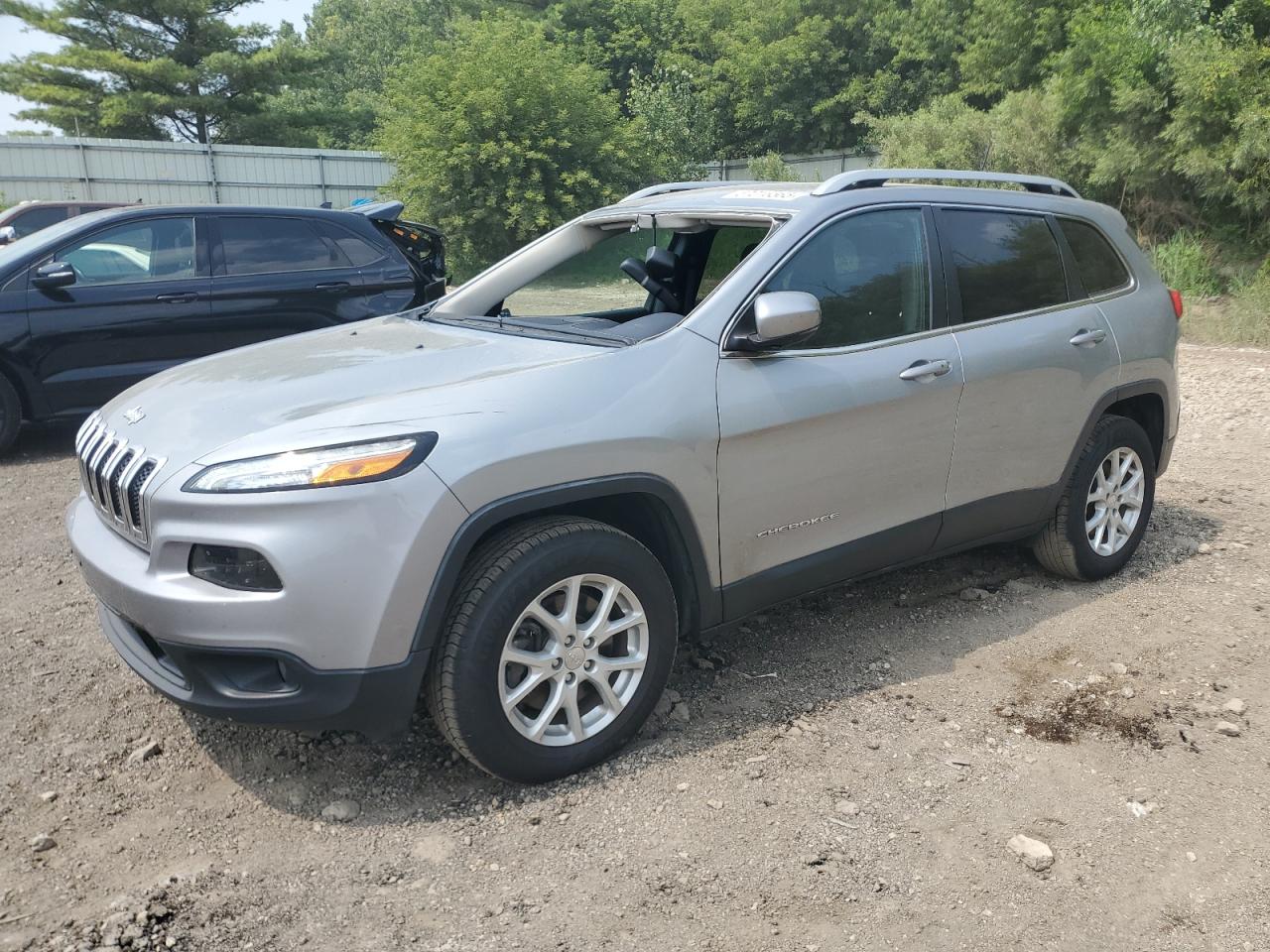JEEP GRAND CHEROKEE LATITUDE