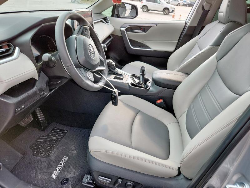 2025 TOYOTA RAV4 XLE P 2T3C1RFV0SW401886