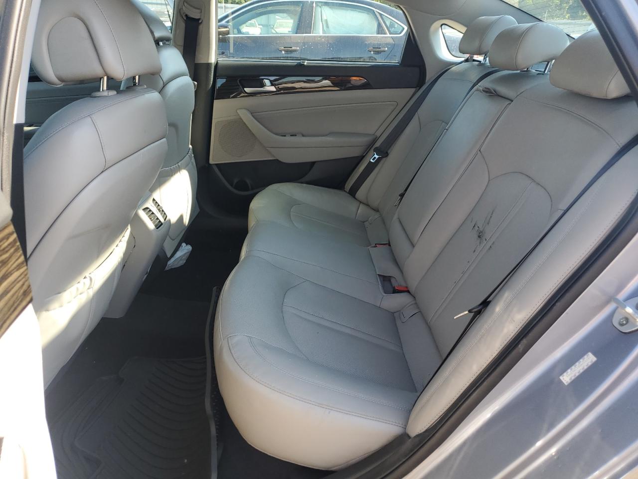 HYUNDAI SONATA HYBRID