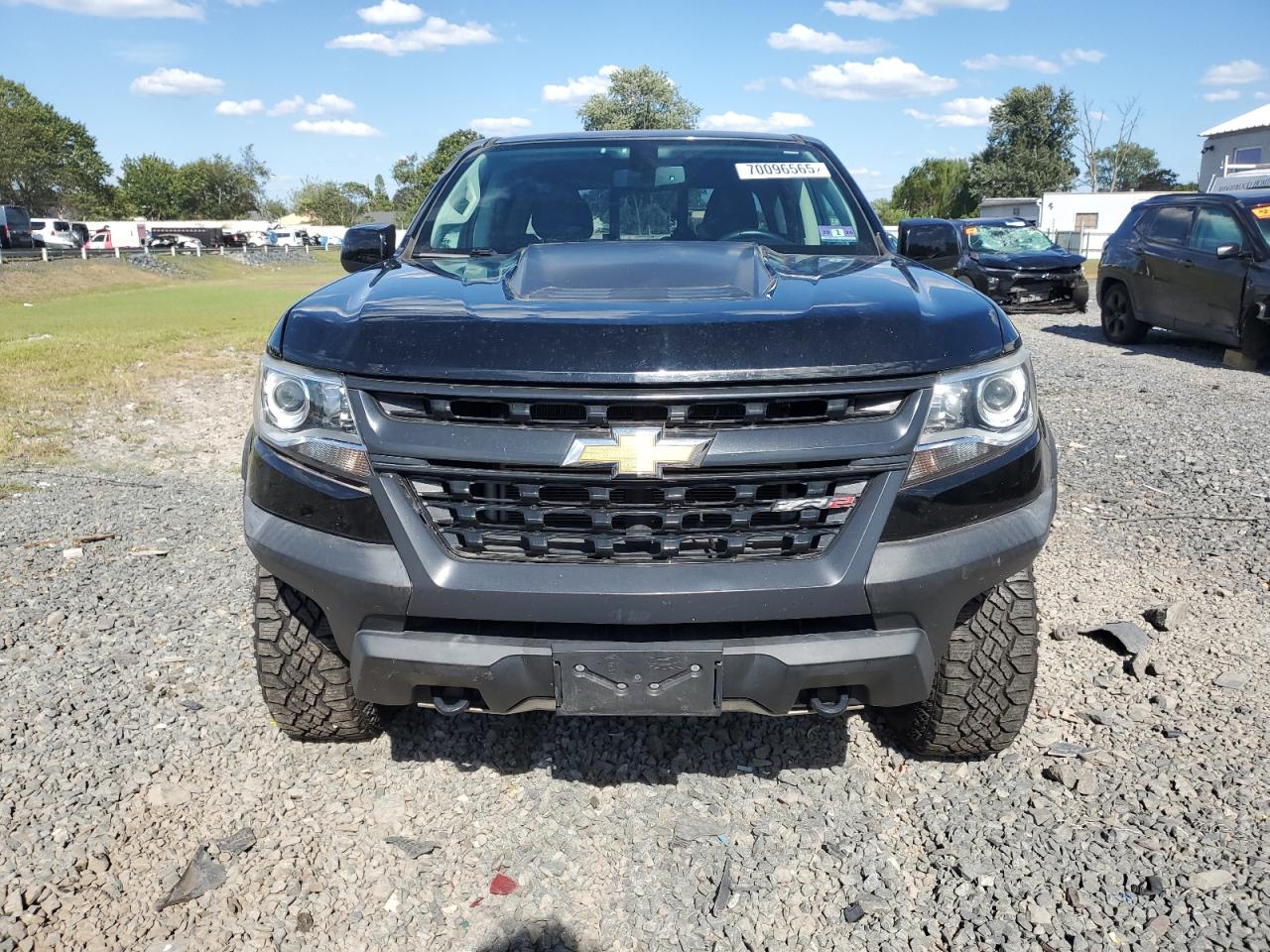 CHEVROLET COLORADO ZR2