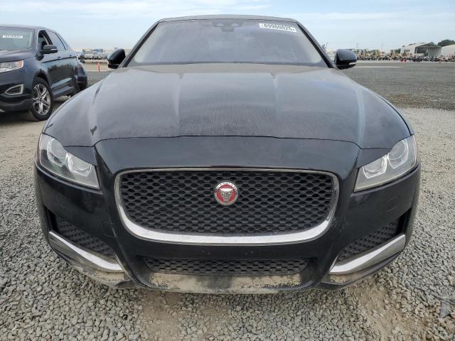 2017 JAGUAR XF PREMIUM SAJBD4BN0HCY31538