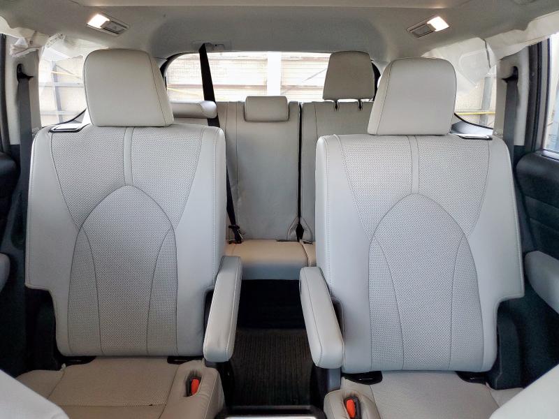 2025 TOYOTA GRAND HIGH 5TDACAB57SS032566