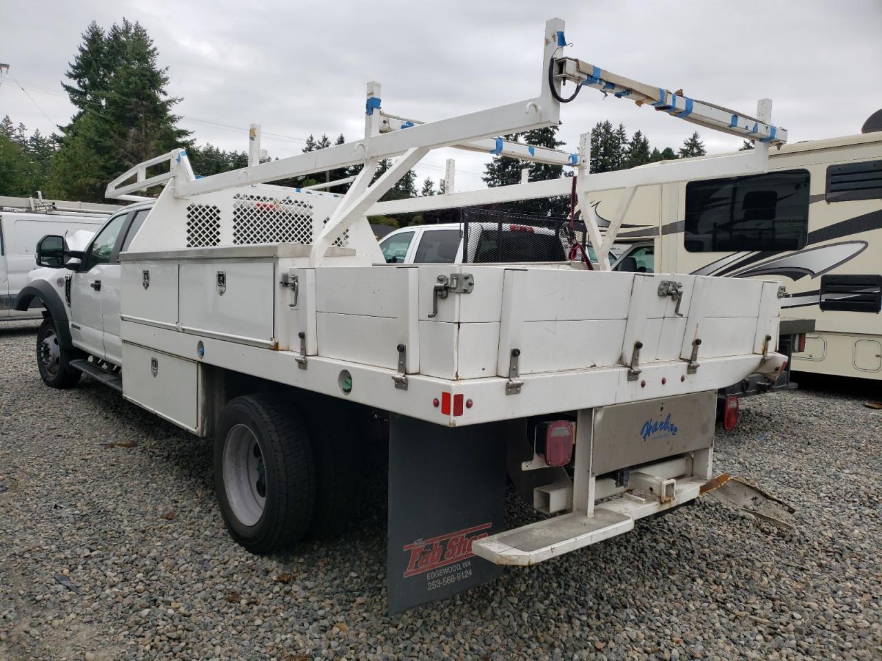 FORD F-550 SUPER DUTY