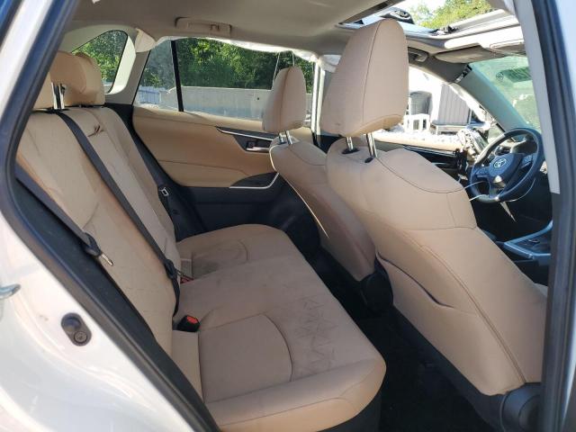 2022 TOYOTA RAV4 XLE JTMRWRFV6ND143614