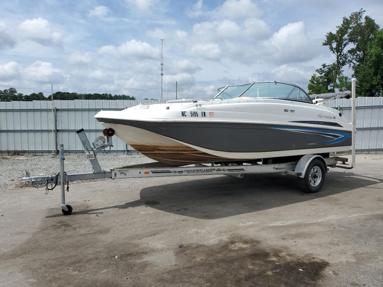 Lot #3303903716 2020 HURRICANE/GODFREY MARINE BOAT