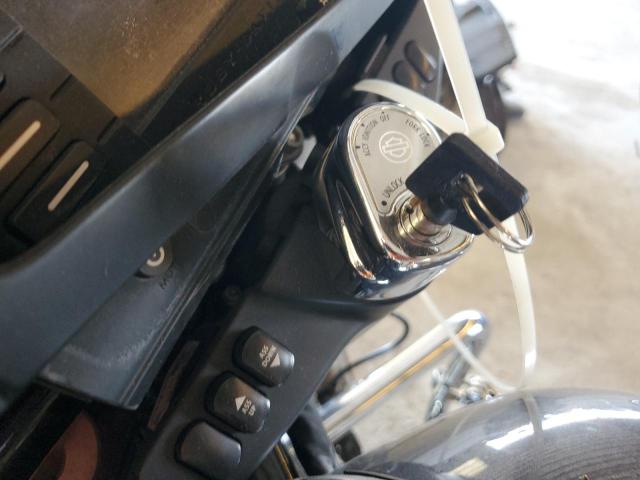 2014 HARLEY-DAVIDSON FLHX STREET GLIDE 1HD1KBM17EB684813