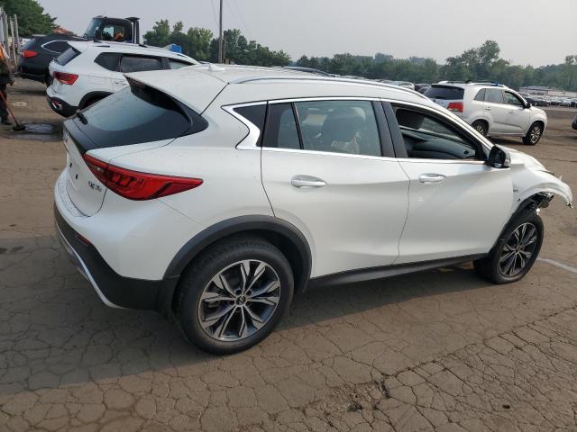 2018 INFINITI QX30 BASE SJKCH5CR9JA055391