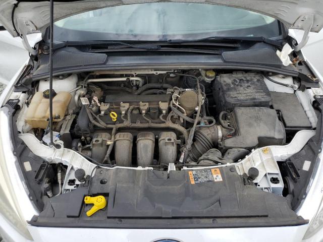 2015 FORD FOCUS SE - 1FADP3K23FL381661