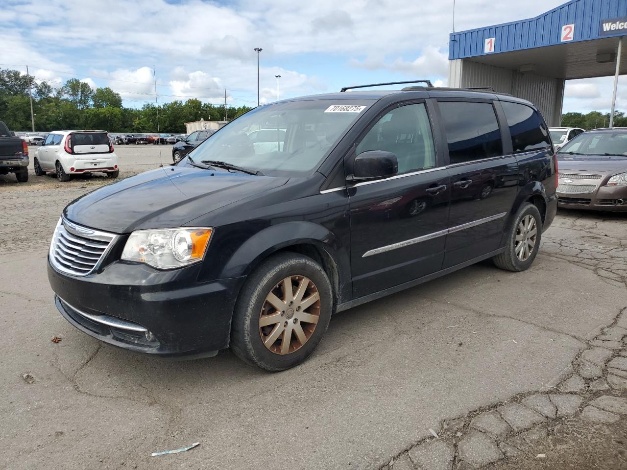 CHRYSLER TOWN & COUNTRY TOURING