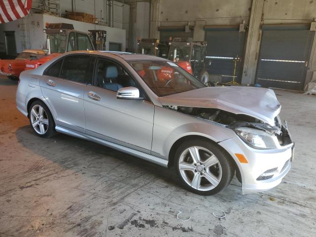 2011 MERCEDES-BENZ C 300 - WDDGF5EBXBA465179