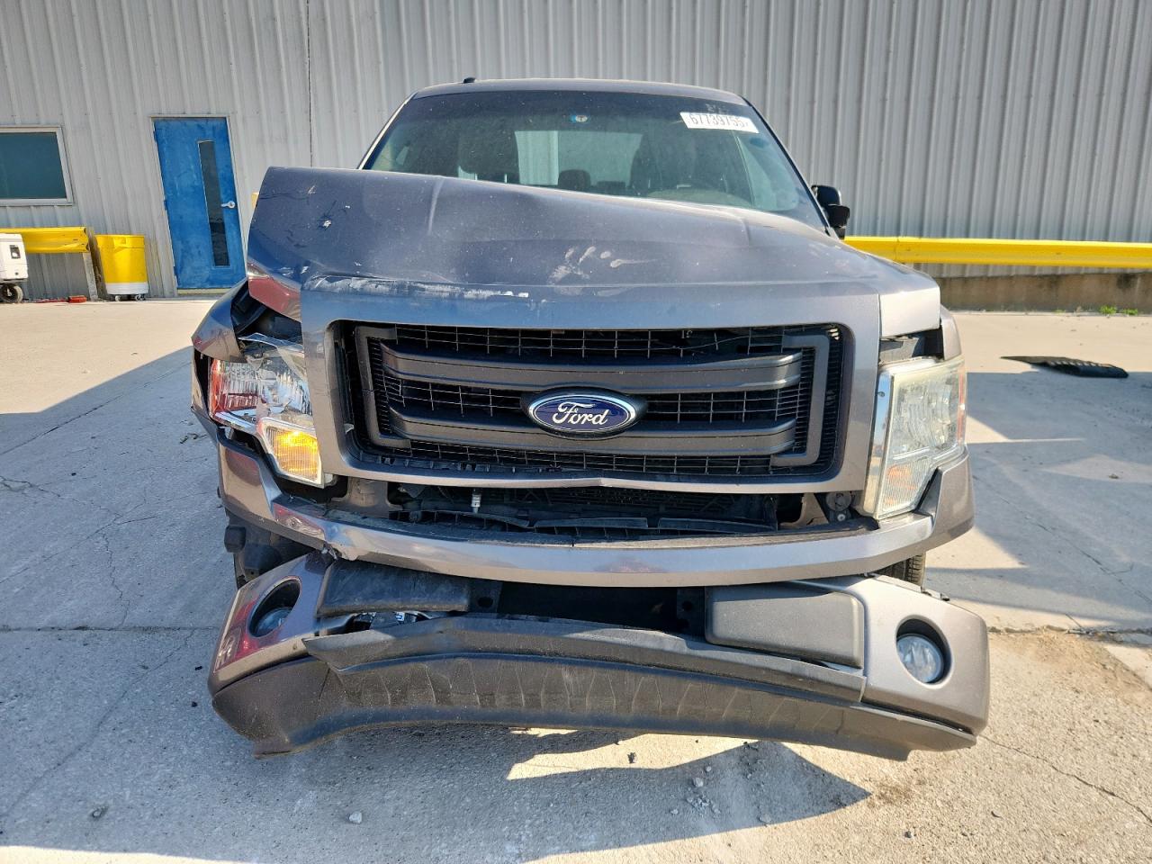 FORD F-150 SUPER CAB