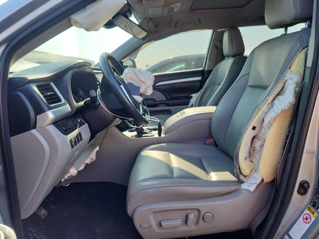 2017 TOYOTA HIGHLANDER SE 5TDJZRFH5HS464907