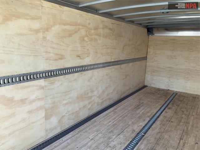 2023 ISUZU NPR HD - JALC4W160P7012804