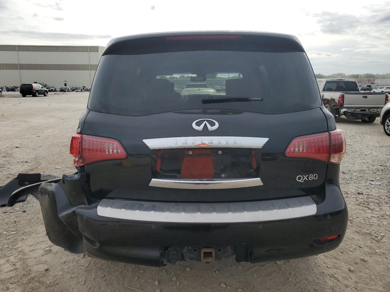 INFINITI QX80