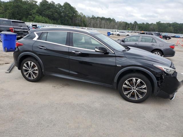 2018 INFINITI QX30 BASE SJKCH5CR4JA055136