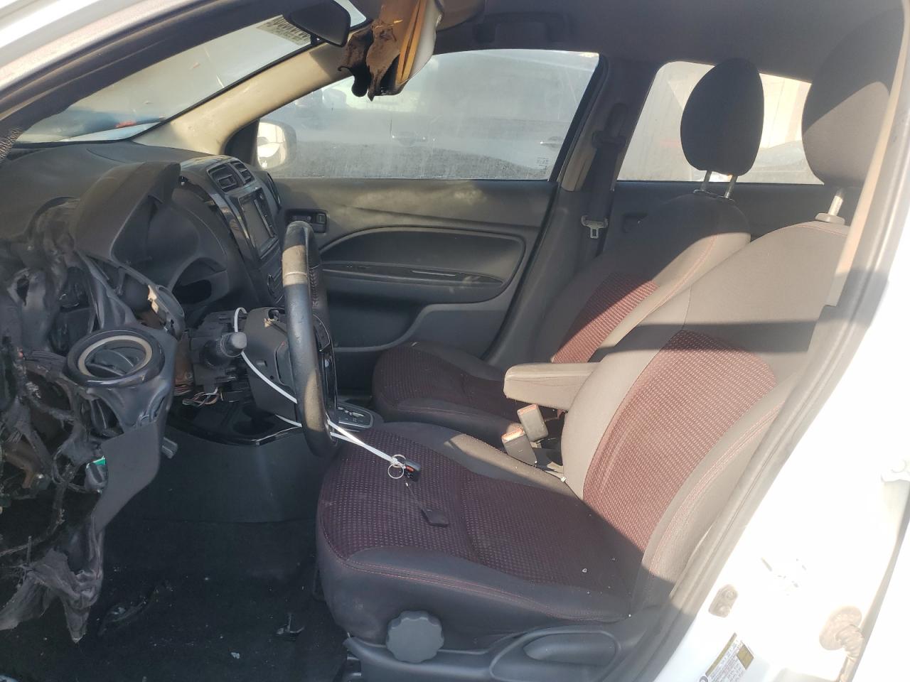 MITSUBISHI MIRAGE G4 SE