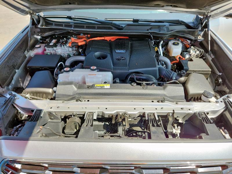 2025 TOYOTA SEQUOIA SR 7SVAAABA1SX056784