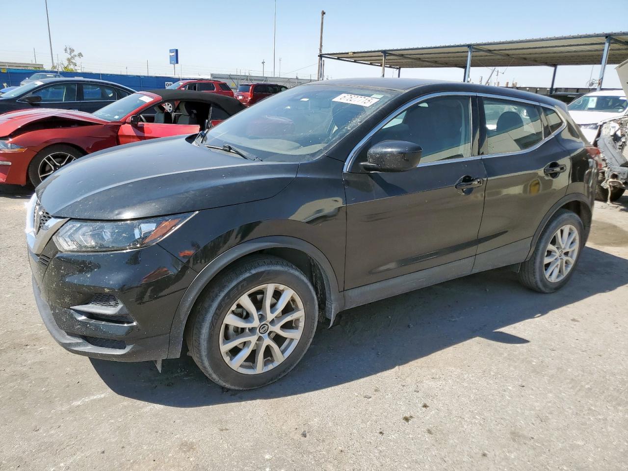 NISSAN ROGUE SPORT S