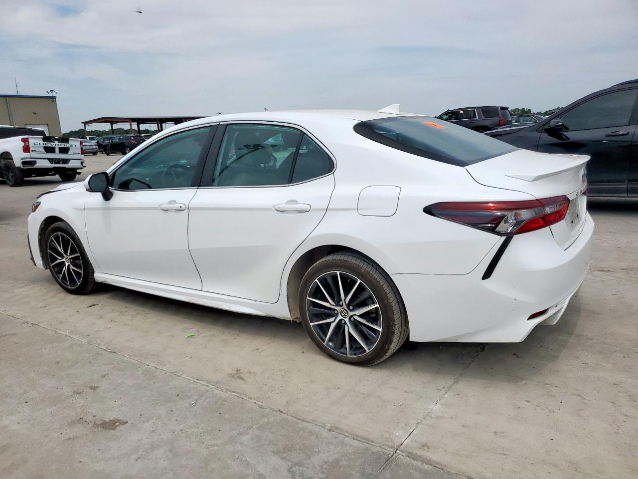 TOYOTA CAMRY SE