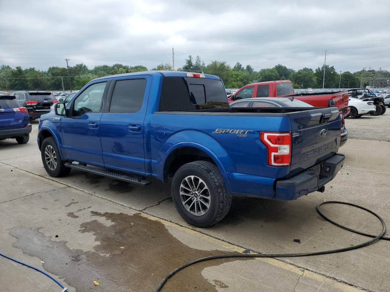FORD F-150 SUPERCREW