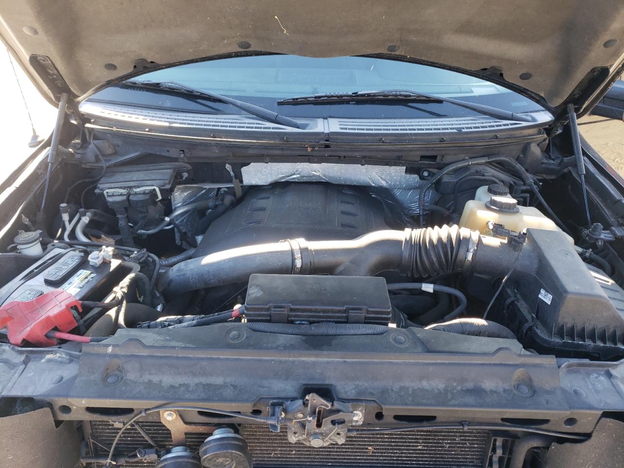 FORD F-150 SUPER CAB