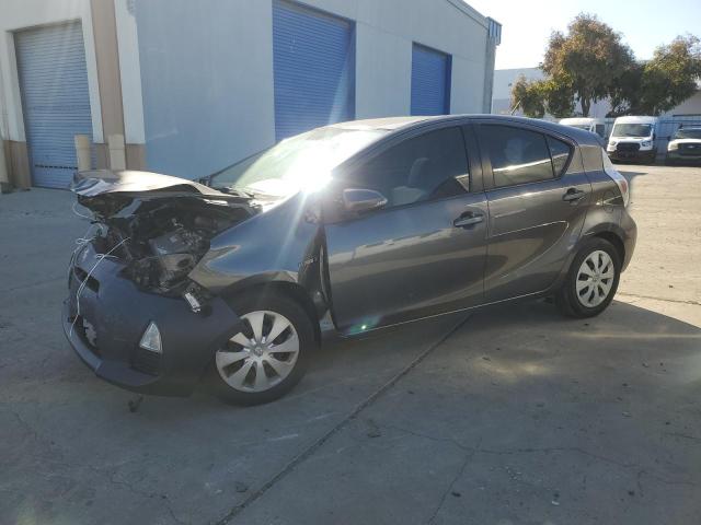 2014 TOYOTA PRIUS C - JTDKDTB31E1069948