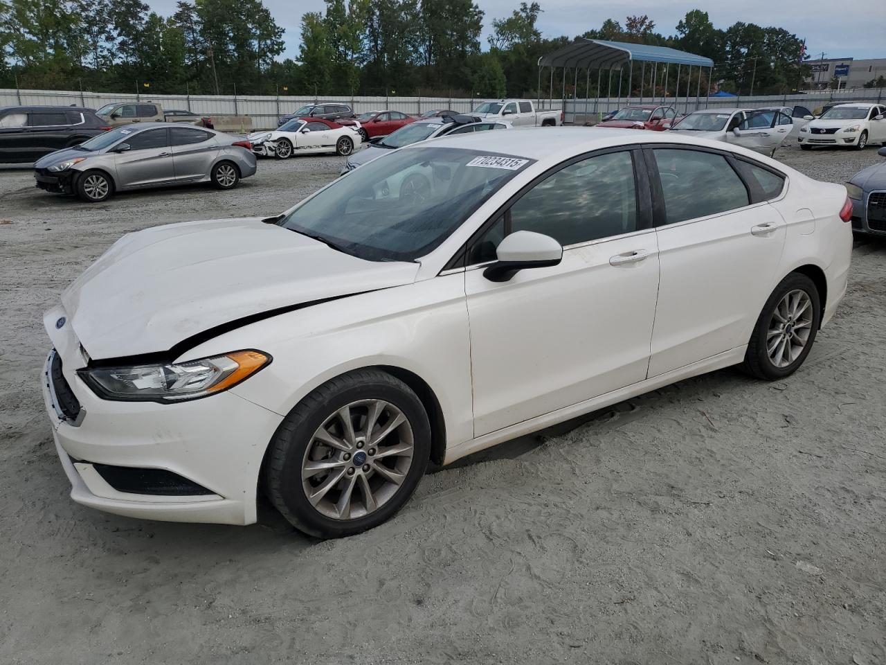 FORD FUSION SE