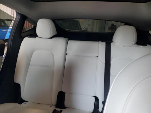 2021 TESLA MODEL Y 5YJYGDEE4MF252805