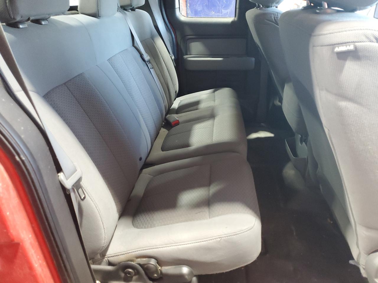 FORD F-150 SUPER CAB