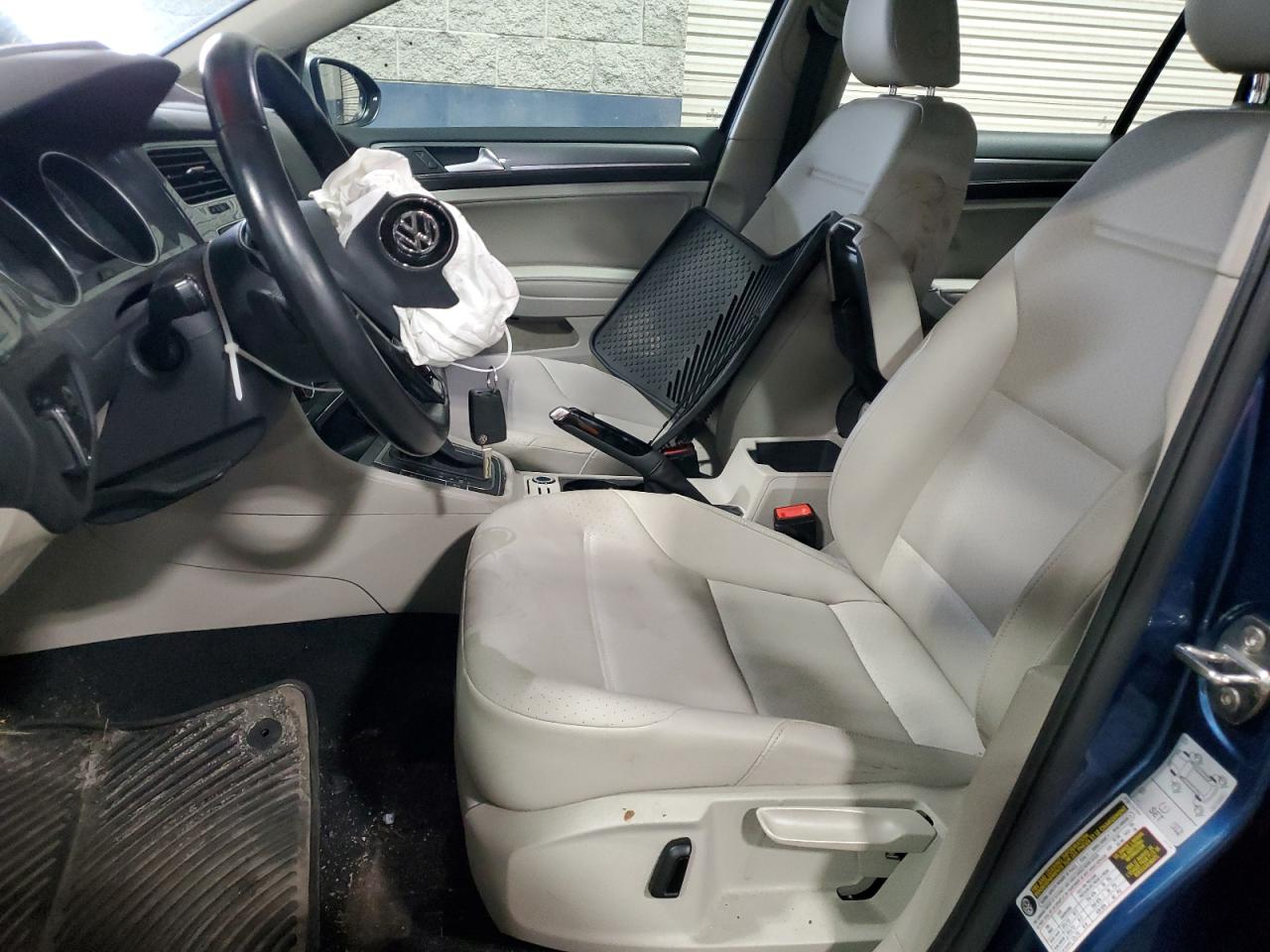 VOLKSWAGEN GOLF ALLTRACK S