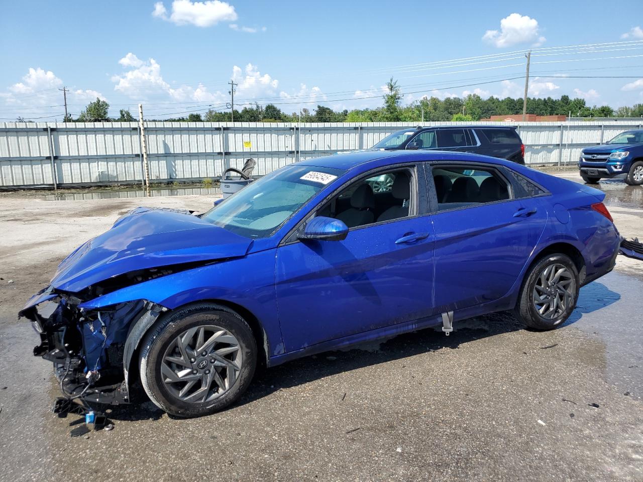 HYUNDAI ELANTRA BLUE