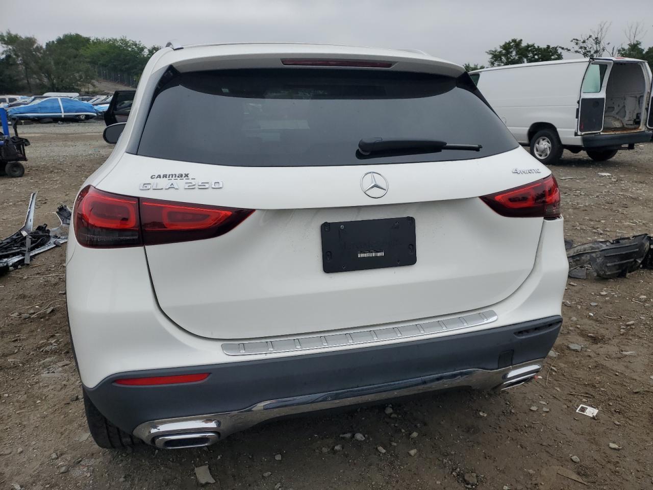 MERCEDES-BENZ GLA-CLASS 250 4MATIC