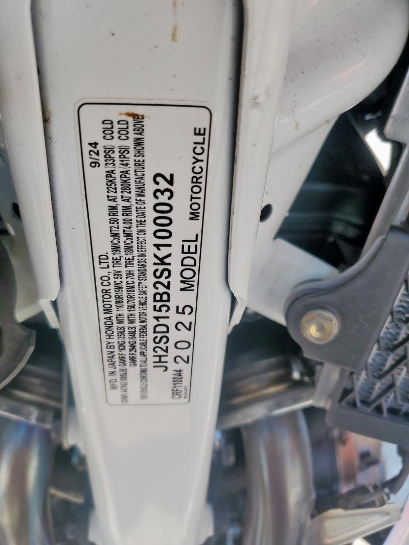2025 HONDA CRF1100 A4 JH2SD15B2SK100032