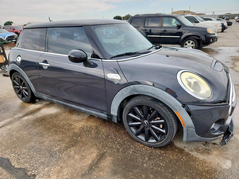 2018 MINI COOPER S WMWXP7C53J2A48608