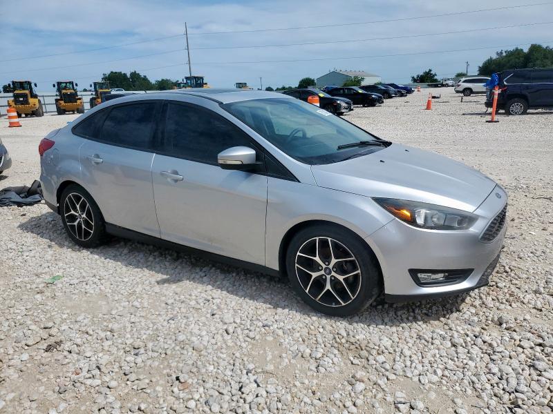 2017 FORD FOCUS SEL 1FADP3H24HL249809