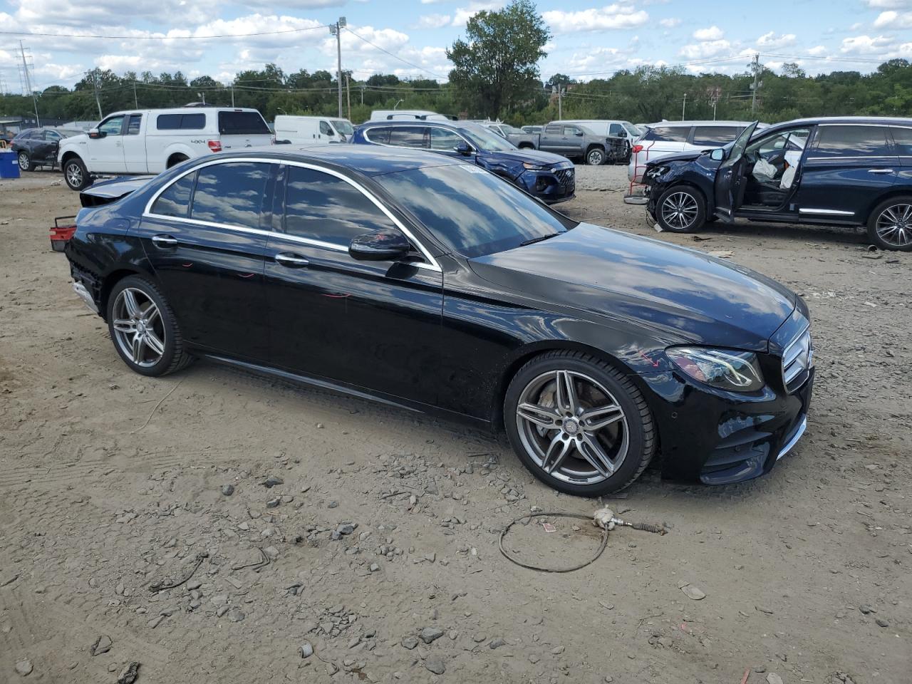 MERCEDES-BENZ E-CLASS 300 4MATIC