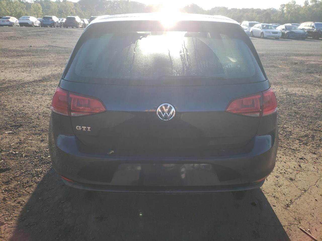 VOLKSWAGEN GOLF GTI