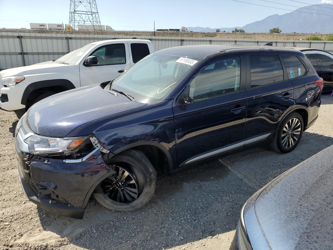 MITSUBISHI OUTLANDER ES