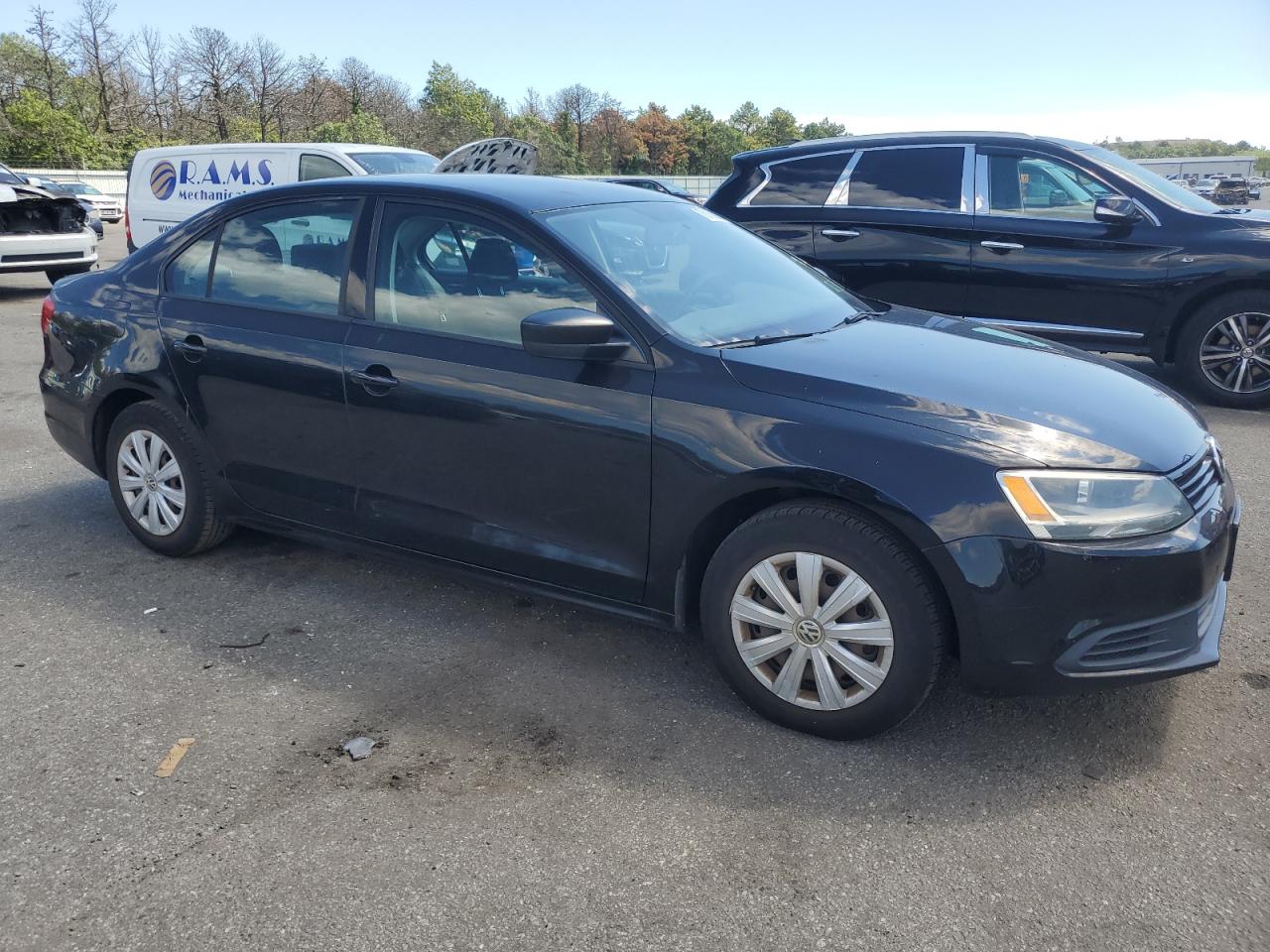 VOLKSWAGEN JETTA BASE