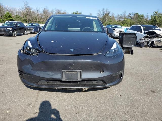 2024 TESLA MODEL Y 7SAYGDEFXRA263288