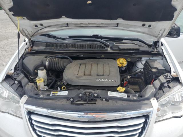 2015 CHRYSLER TOWN & COU 2C4RC1BG7FR707125