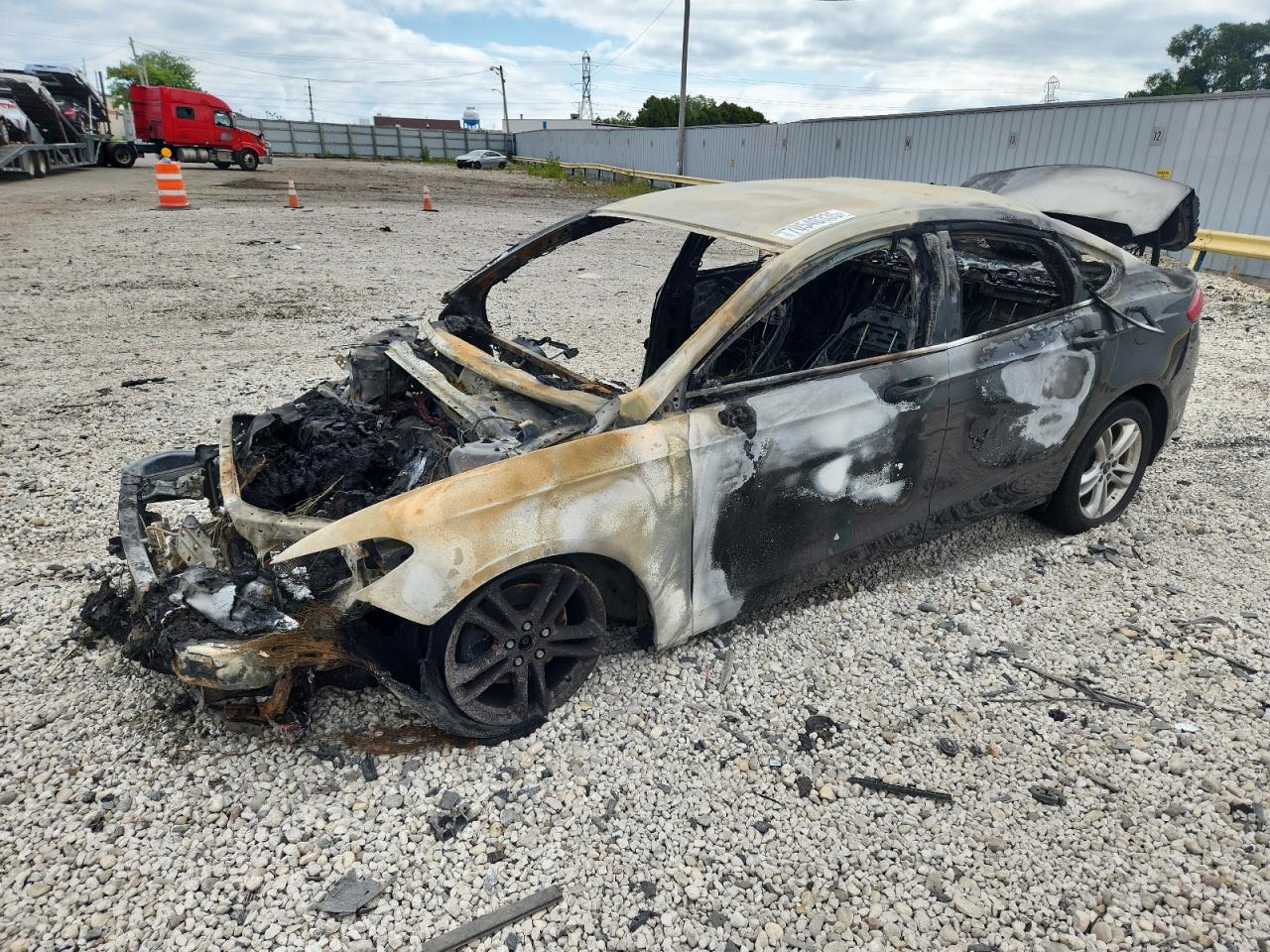 Lot #3316022774 2018 FORD FUSION SE