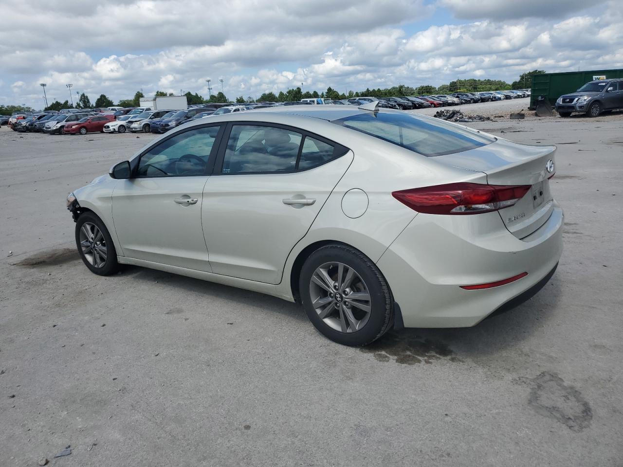 HYUNDAI ELANTRA SEL