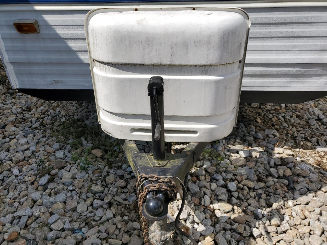 Lot #3213265116 1994 TERR TRAVEL TRA