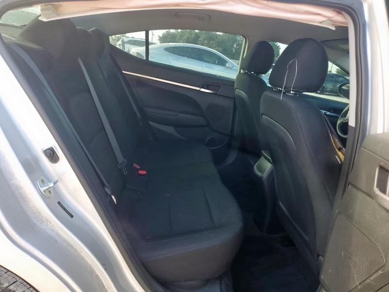 2019 HYUNDAI ELANTRA SE - 5NPD74LF7KH409753