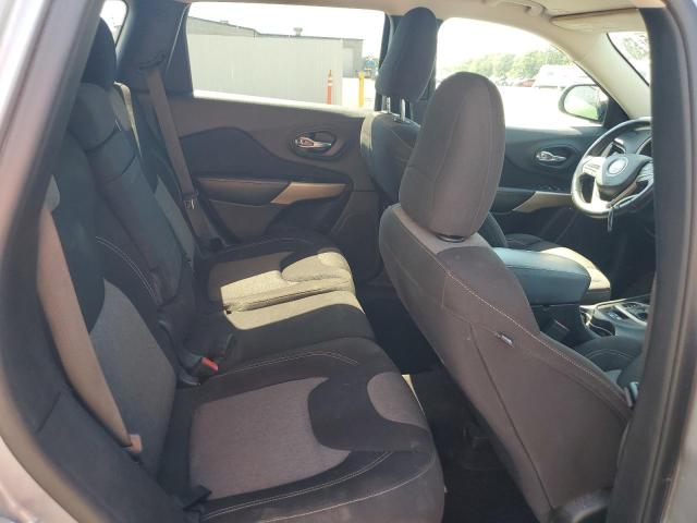 2018 JEEP CHEROKEE LATITUDE 1C4PJLCB9JD551502