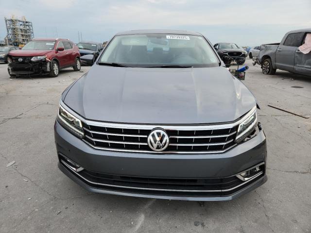 2017 VOLKSWAGEN PASSAT SE 1VWGT7A39HC048434
