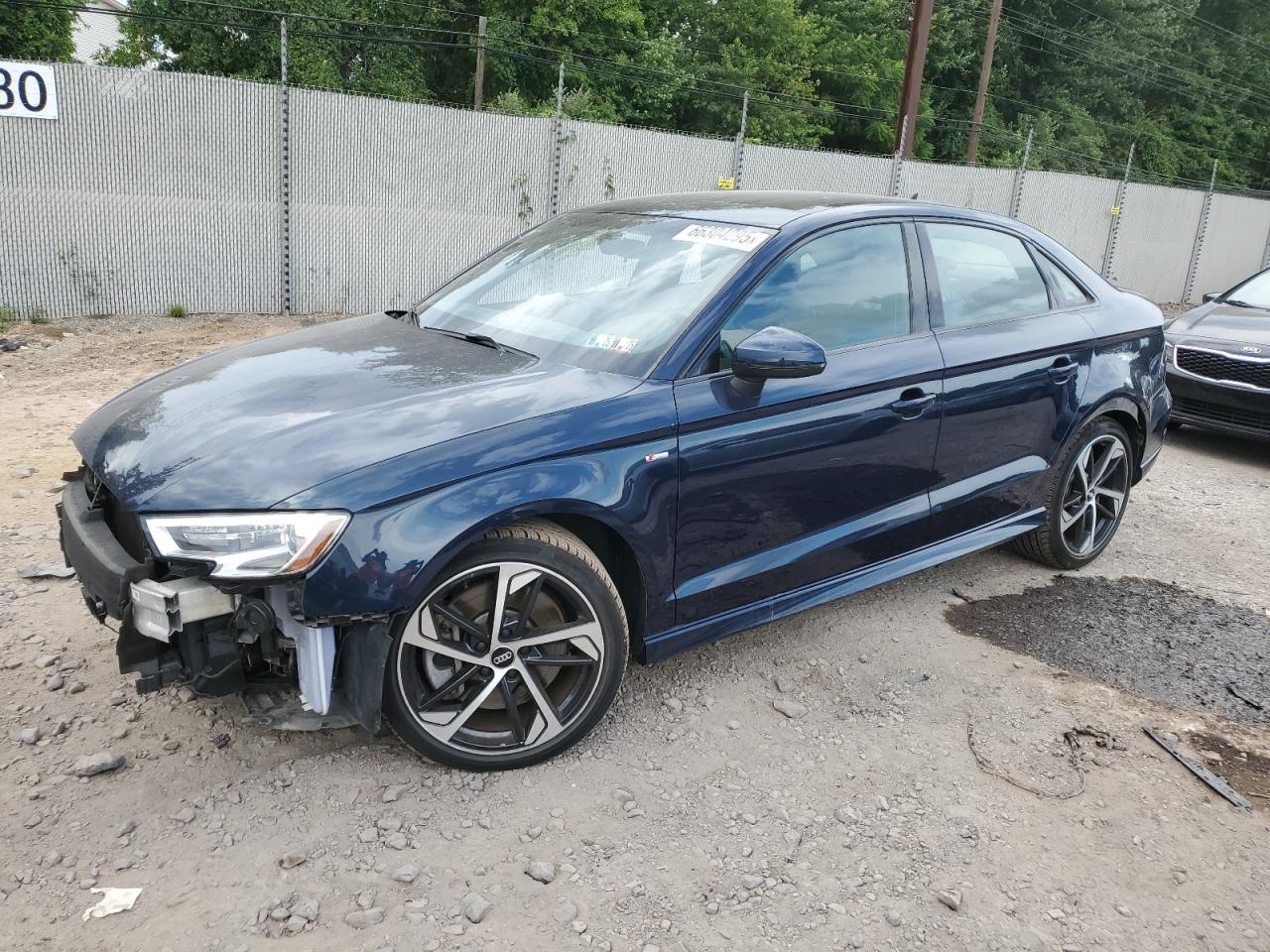 AUDI A3 S-LINE PREMIUM
