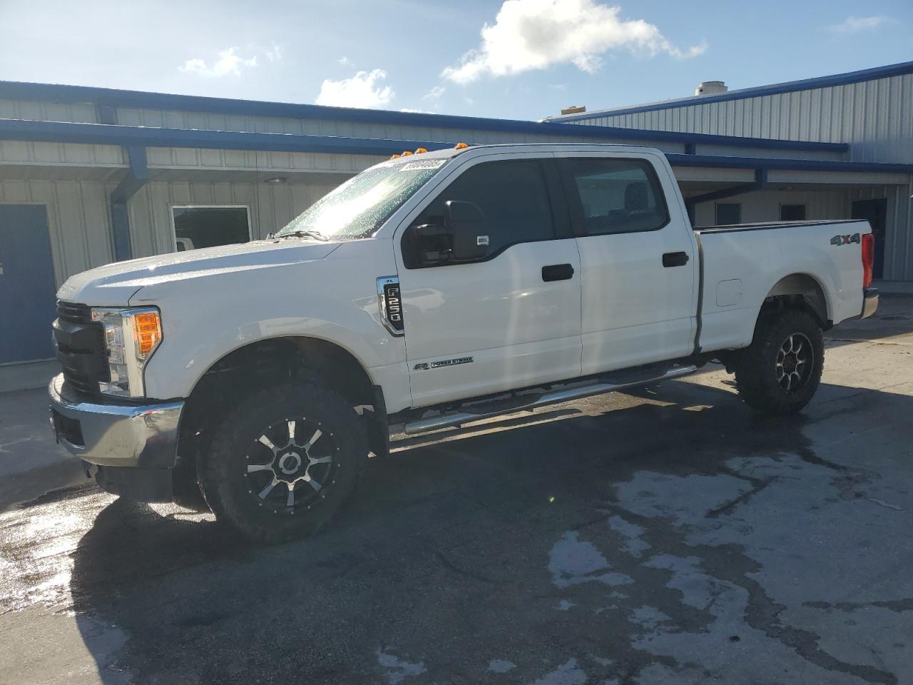 FORD F-250 SUPER DUTY
